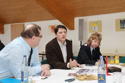 Demokratiestammtisch in Saalfeld_13602284615248.jpg