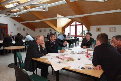 Demokratiestammtisch in Saalfeld_13602287930258.jpg