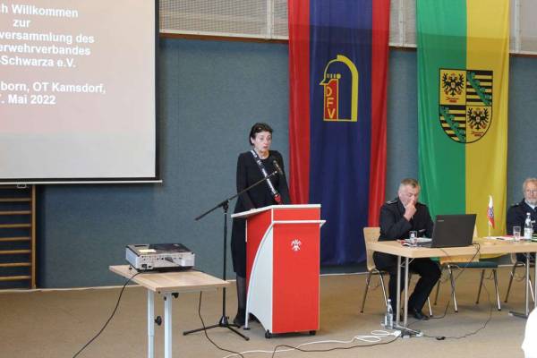 Verbandsversammlung 2022 des Kreisfeuerwehrverbandes Saale-Schwarza e.V._20220527182812_IMG_2957.jpg