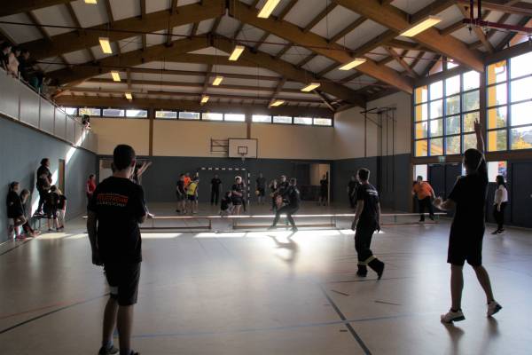 Völkerballturnier 2019 in Kamsdorf_Betreuerspiel.JPG