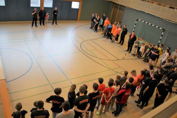 Völkerballturnier 2019 in Kamsdorf_Eröffnung.JPG