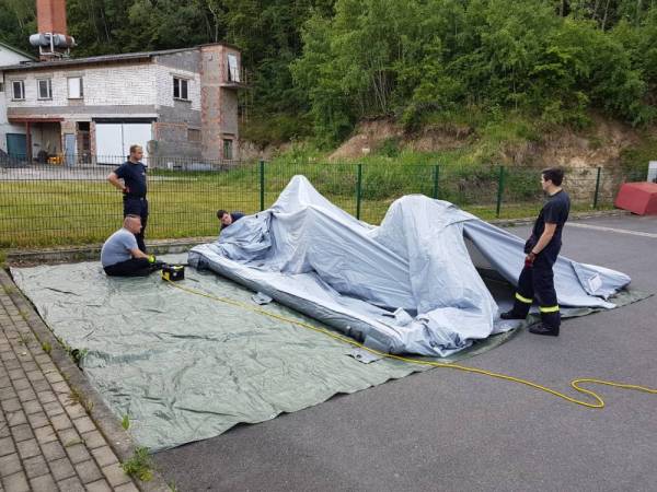 Übung Dekonzug des Lkr Saalfeld-Rudolstadt_IMG-20180526-WA0003.jpg