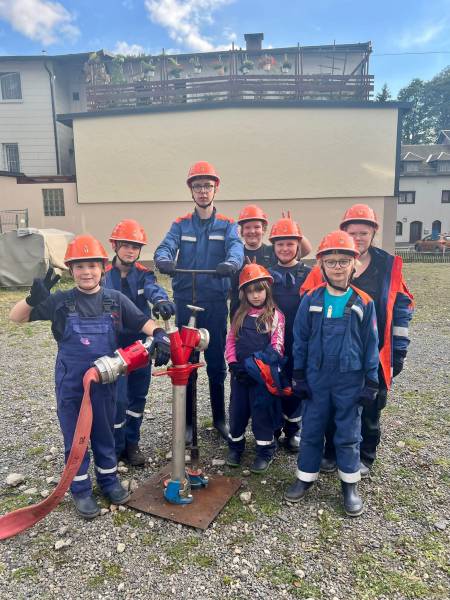 20 jähriges Jubiläum der Jugendfeuerwehr Gräfenthal_IMG-20220930-WA0060.jpg